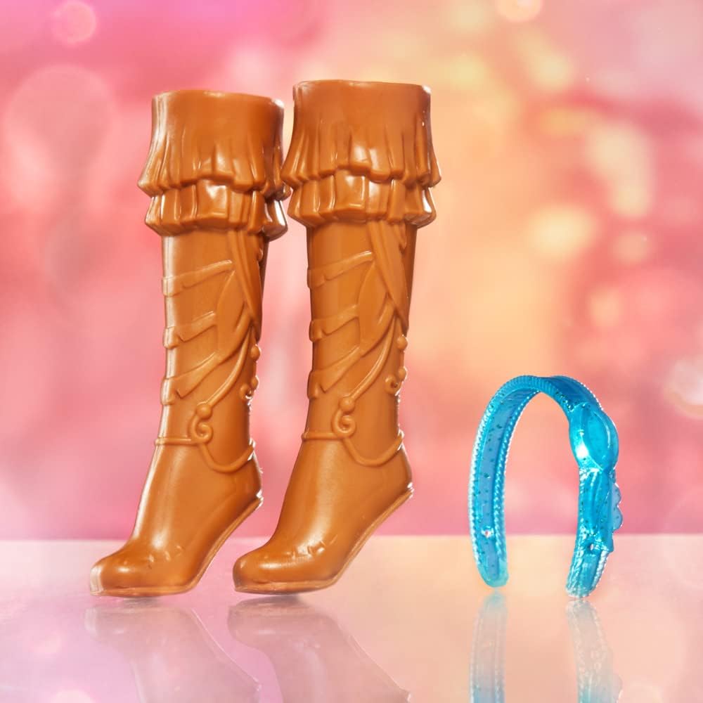 בובת פוקהונטס Disney Princess Royal Shimmer