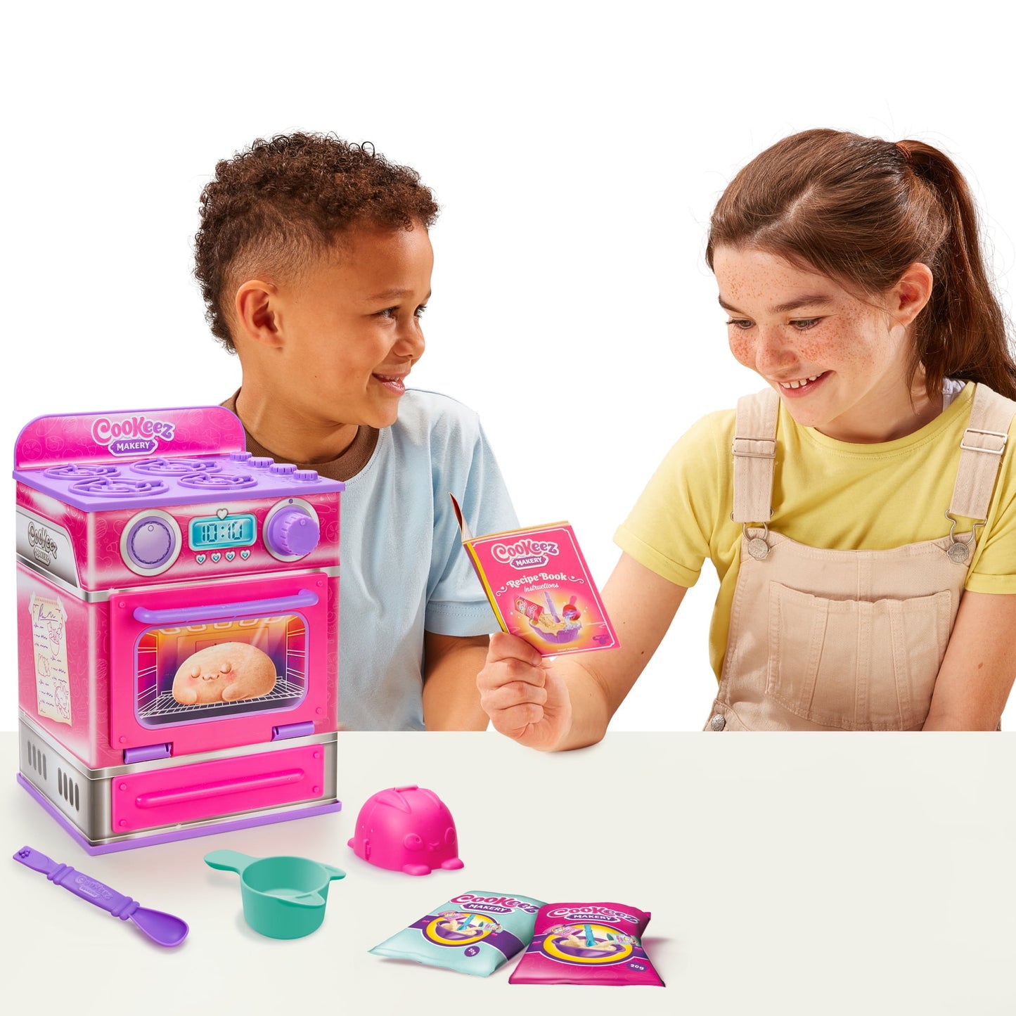 תנור הפתעה Cookeez Makery עם בובת פרווה