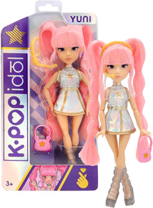 בובת K-Pop Idol Yuni עם אביזרי אופנה